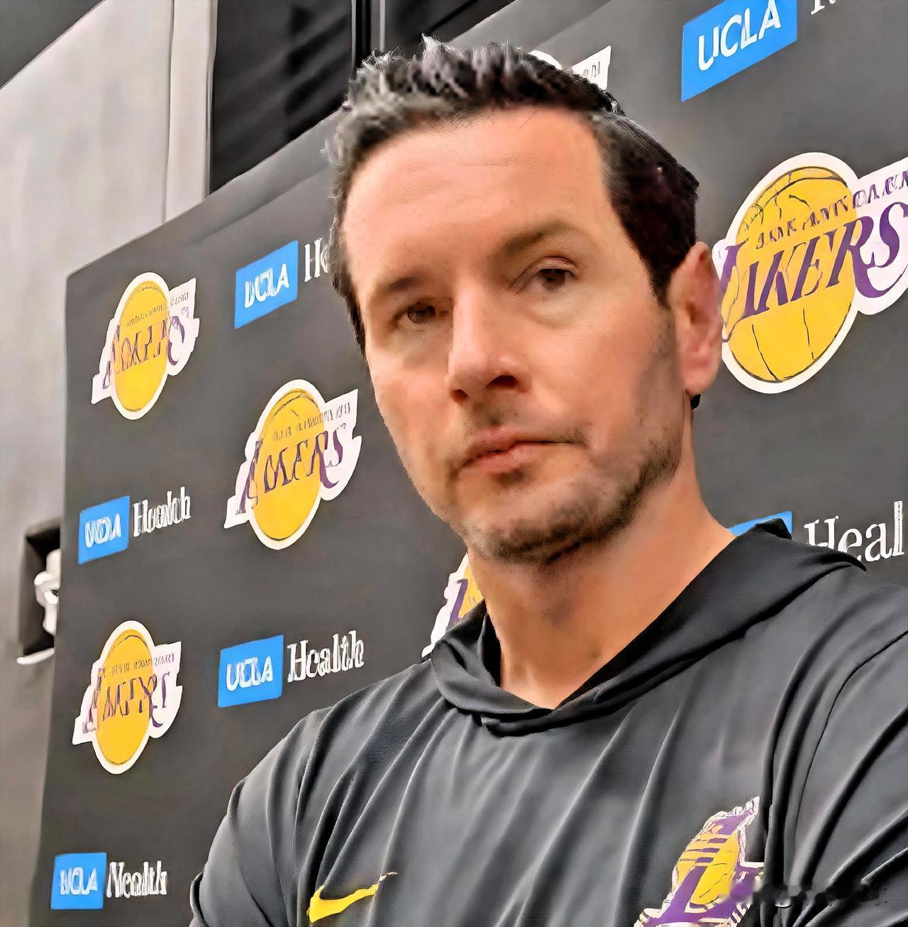 湖人主帅雷迪克真不给好兄弟保罗面子啊！直言不希望他赢得总冠军。雷迪克今日接受