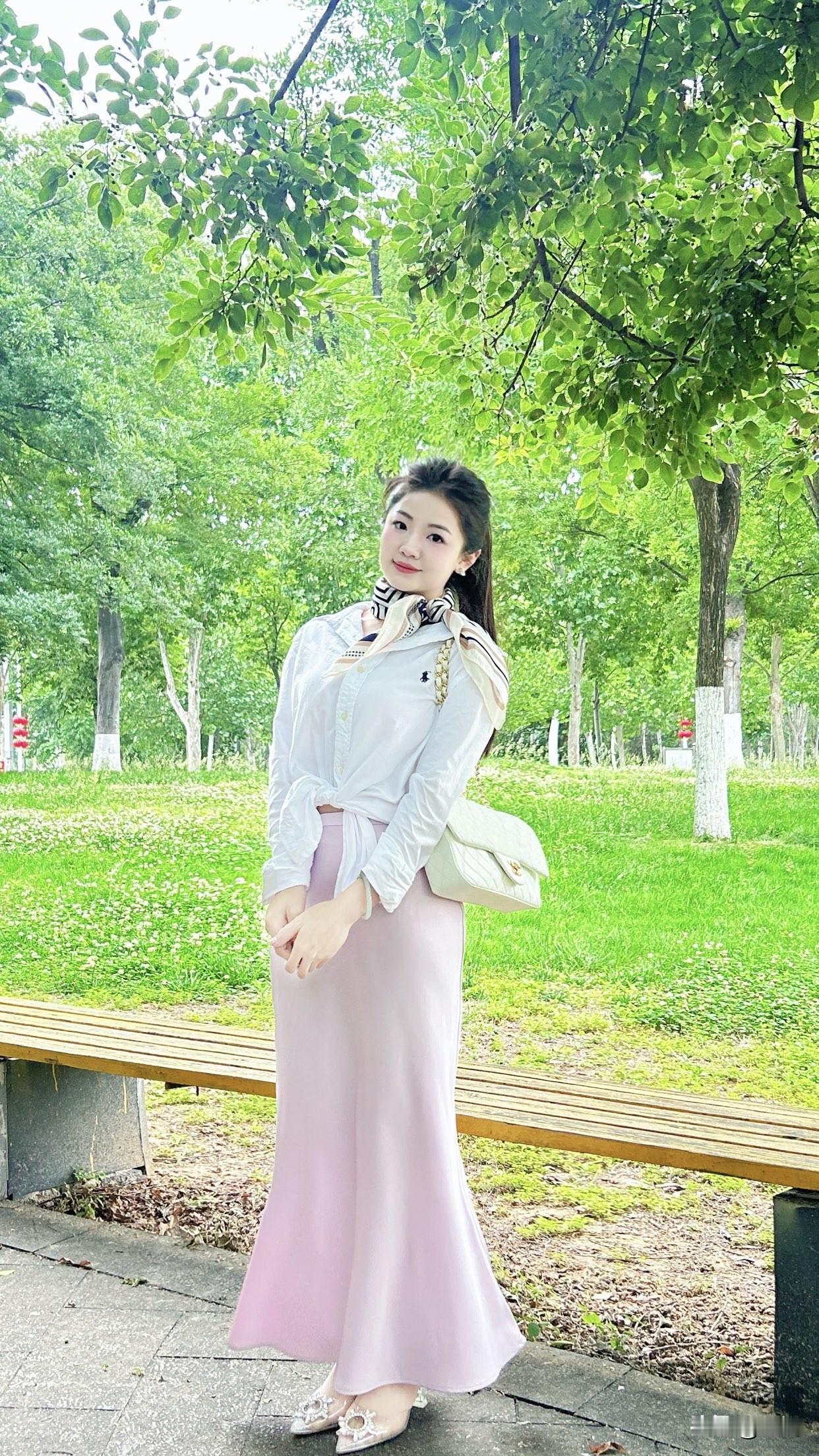所见随拍美好随时携带手机，方便捕捉瞬间。