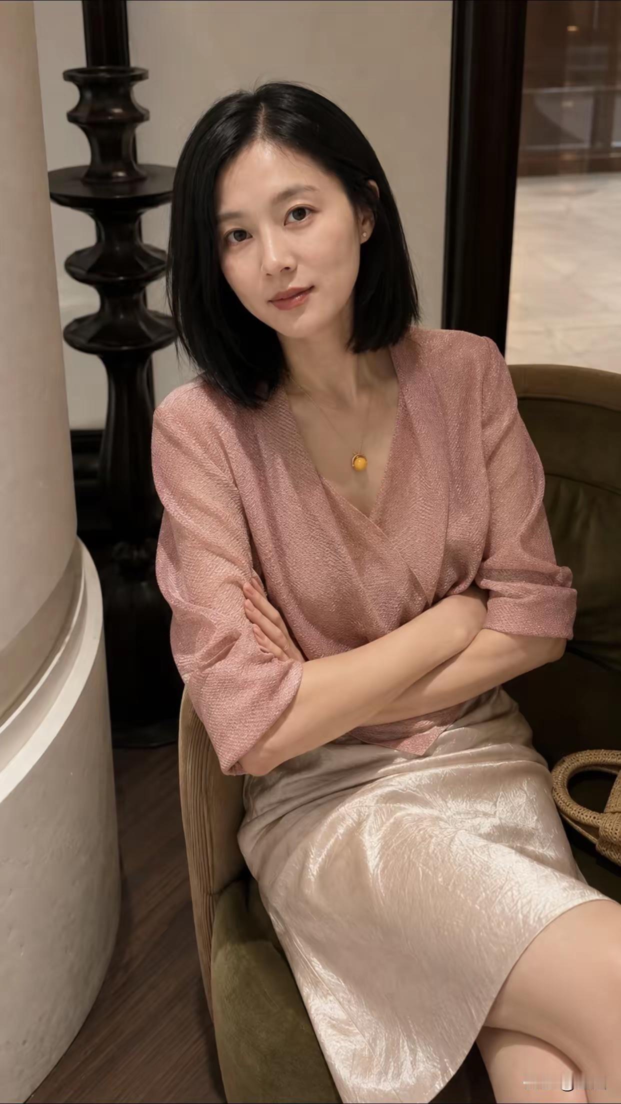 秋日生活打卡季分享日常美裙穿搭穿搭美照分享有哪些女生日常好看穿搭可以借鉴迷
