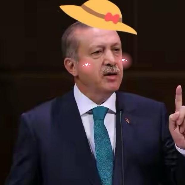 美国认怂了！​据央视12月24号消息，美国刚刚以缺少专业人员为由，放弃此前高