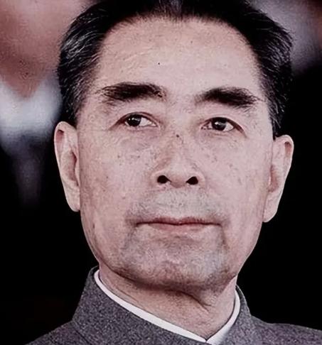 周总理唯一的儿子，隐瞒真实身份54年？错了，周总理和邓颖超一生无亲生子女，被