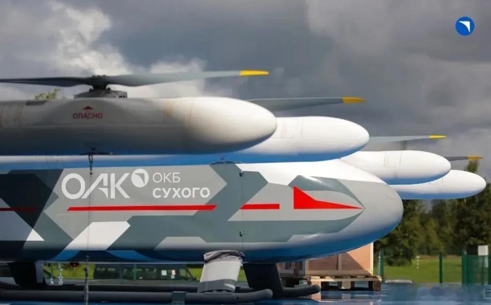 【S-71隐身空射无人机】每天认识一件兵器烽火问鼎计划S-71隐身空射无人机是