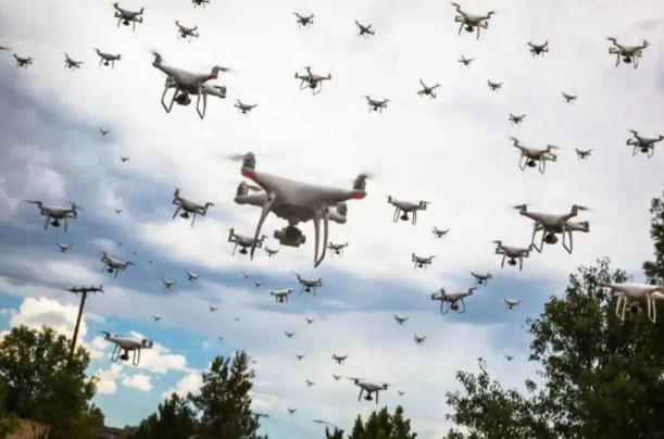 未来战争估计只有中国人能玩得起了，你知道无人机最牛的一点是什么吗？就是不用飞回来