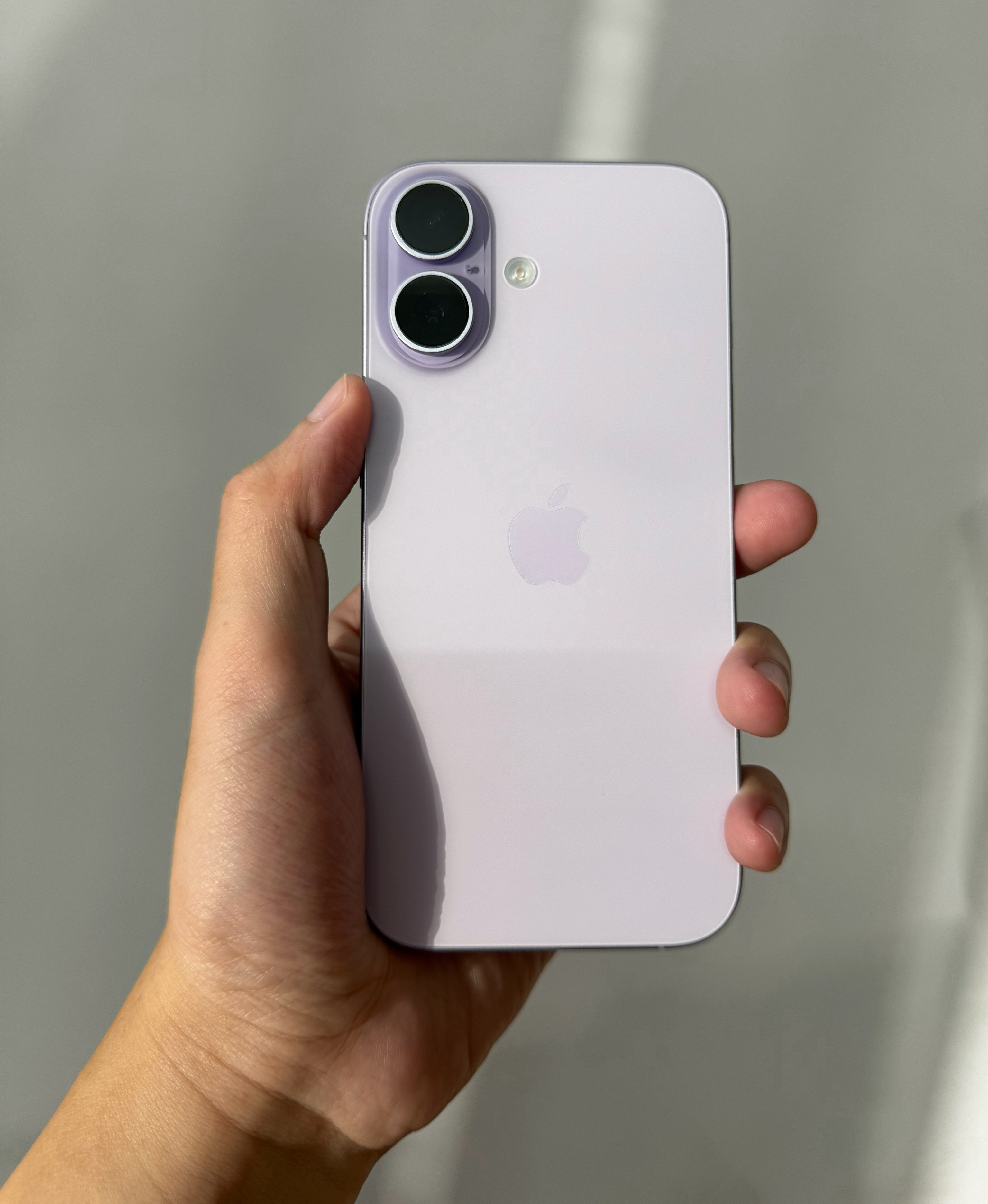 iPhone17现在越看越觉得平平无奇，太普通了