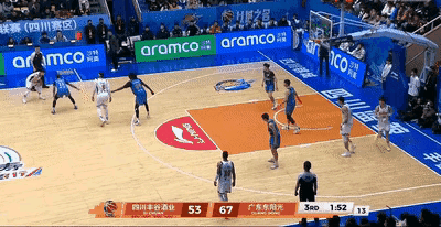 广东宏远这是轮休啊！胡明轩第一次状态火热，26分，很不容易，少见啊！但是，徐杰又