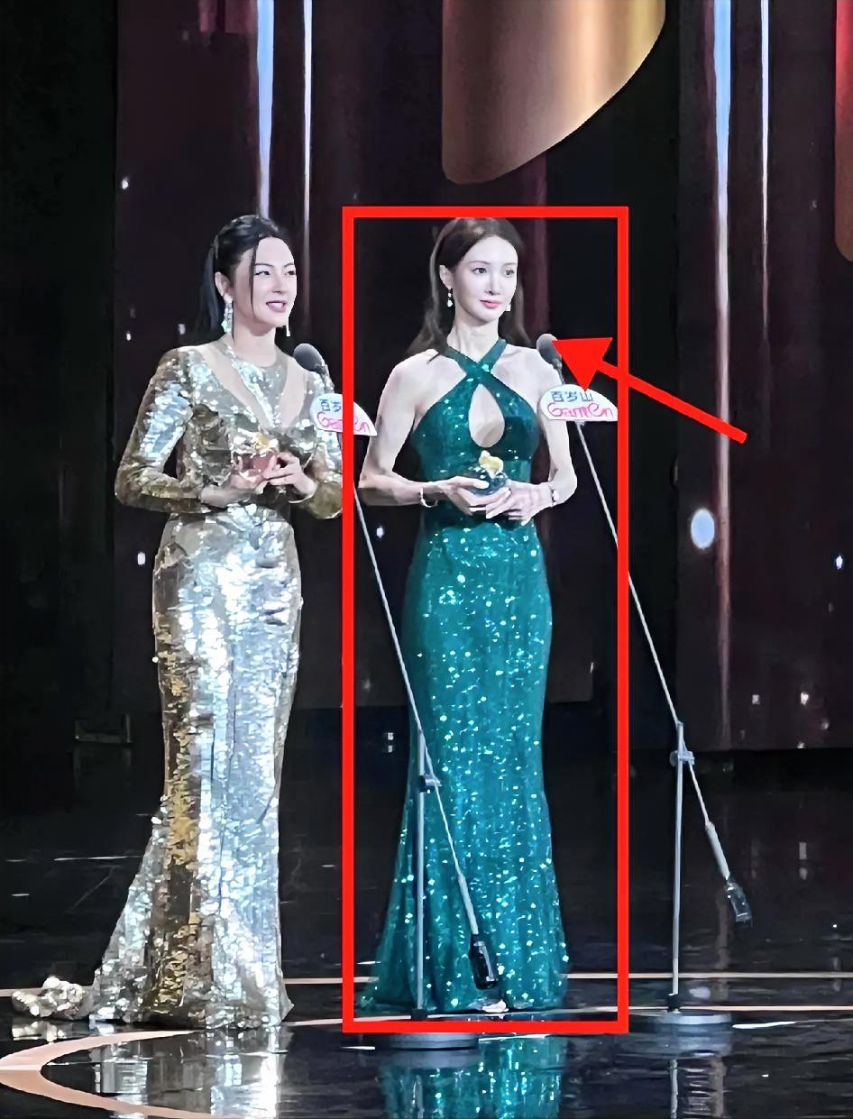 现在最让我不理解的，不是金晨，而是张雨绮，金晨都已经交卷了，甚至她的代言都掉