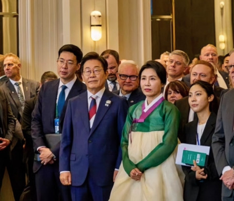 太尴尬了！特朗普直接爽约韩国总统李在明。刚刚，多家外媒在报道中称，韩国总统李