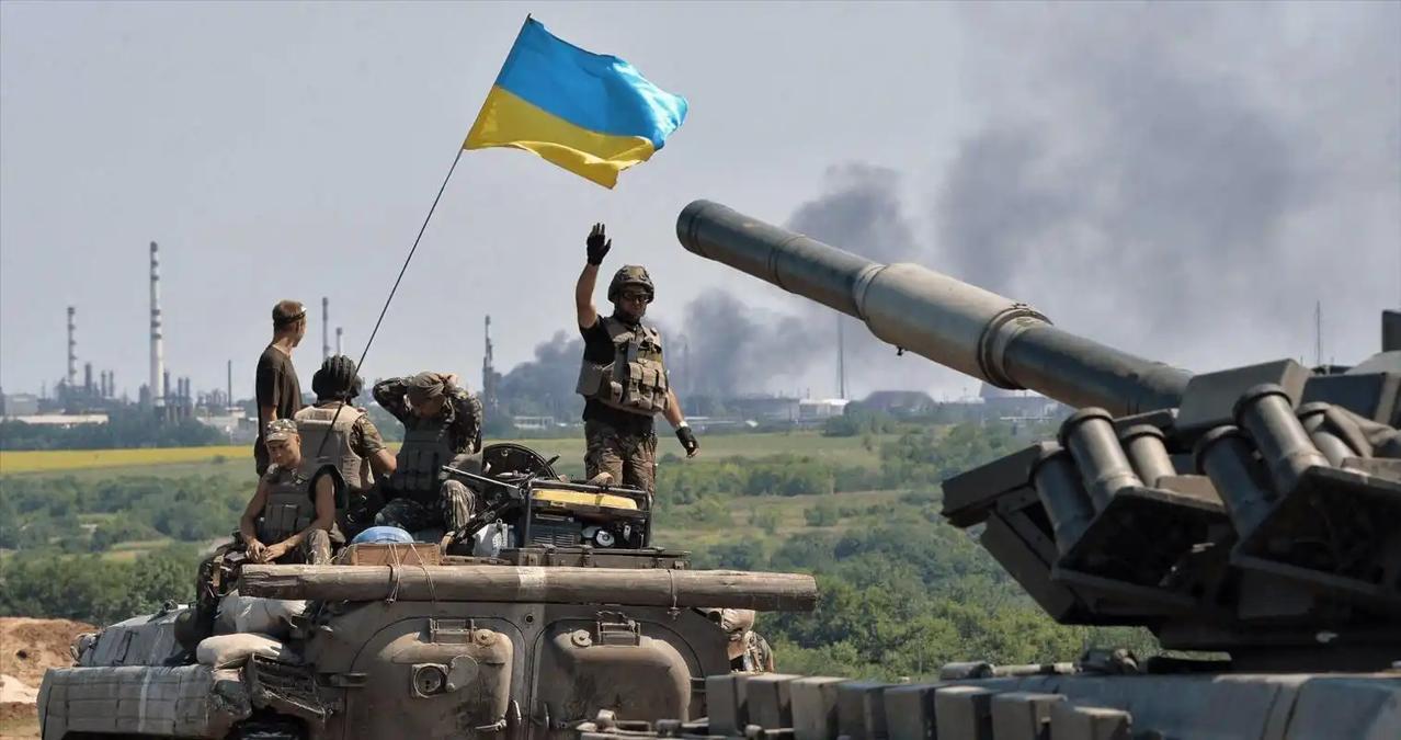 俄乌打了四年，遍地尸首，这一仗打醒了谁？ 当年那些喊着“一小时二十二分”速通