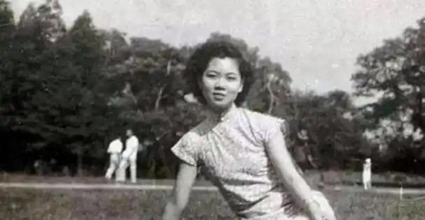 一位军阀的九姨太写的毕业论文，剖析自己的姨太太生活。 你怀疑你听错了？ 