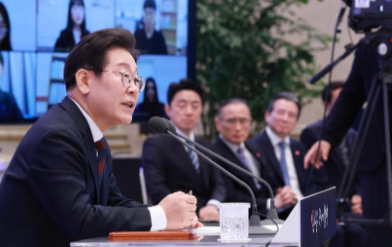 拒了中方请柬不到2小时，李在明启动访美前奏，不来华先见特朗普。表示拒绝我国的邀请