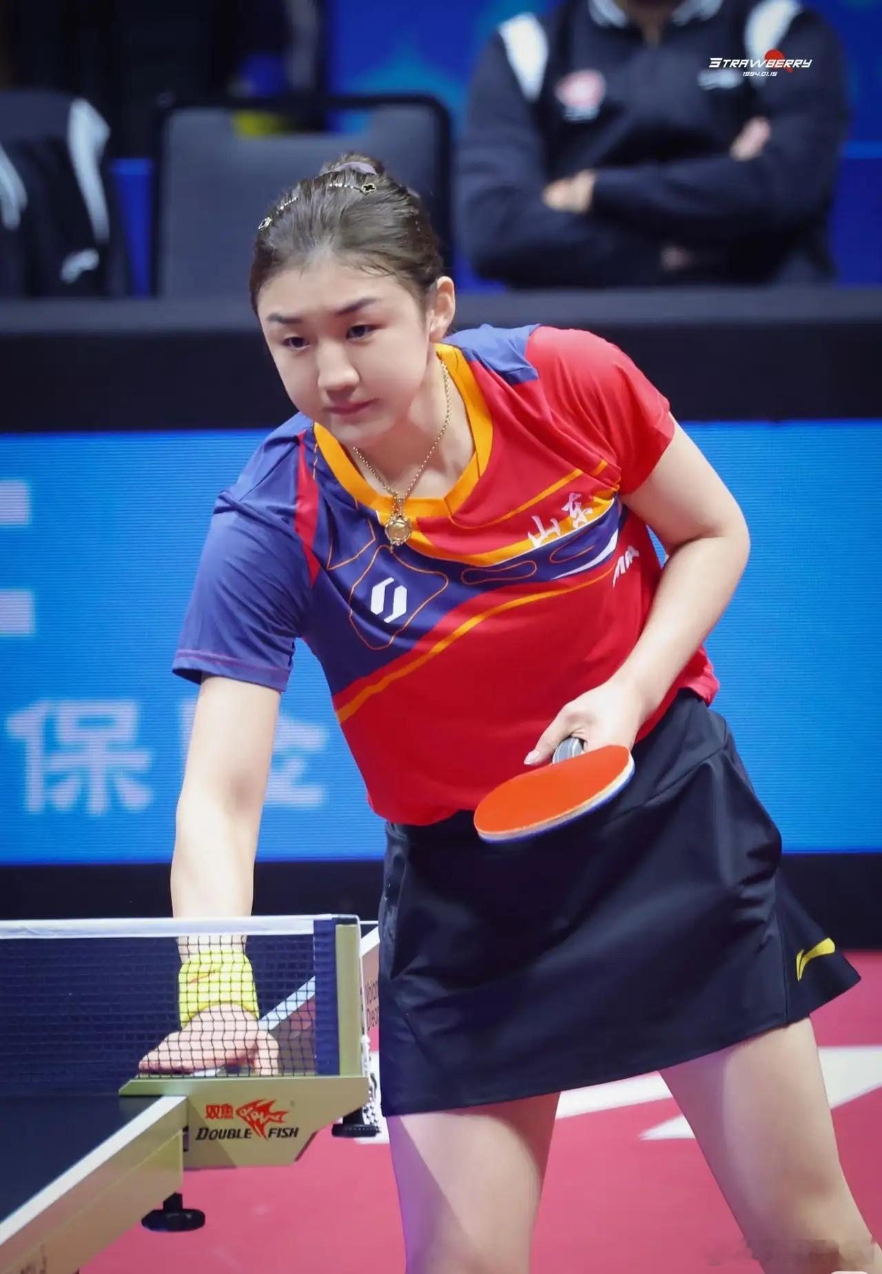 何卓佳没有料到，蒯曼也没有料到，陈梦和王曼昱的比赛输了就算了，她竟然还是4：0被