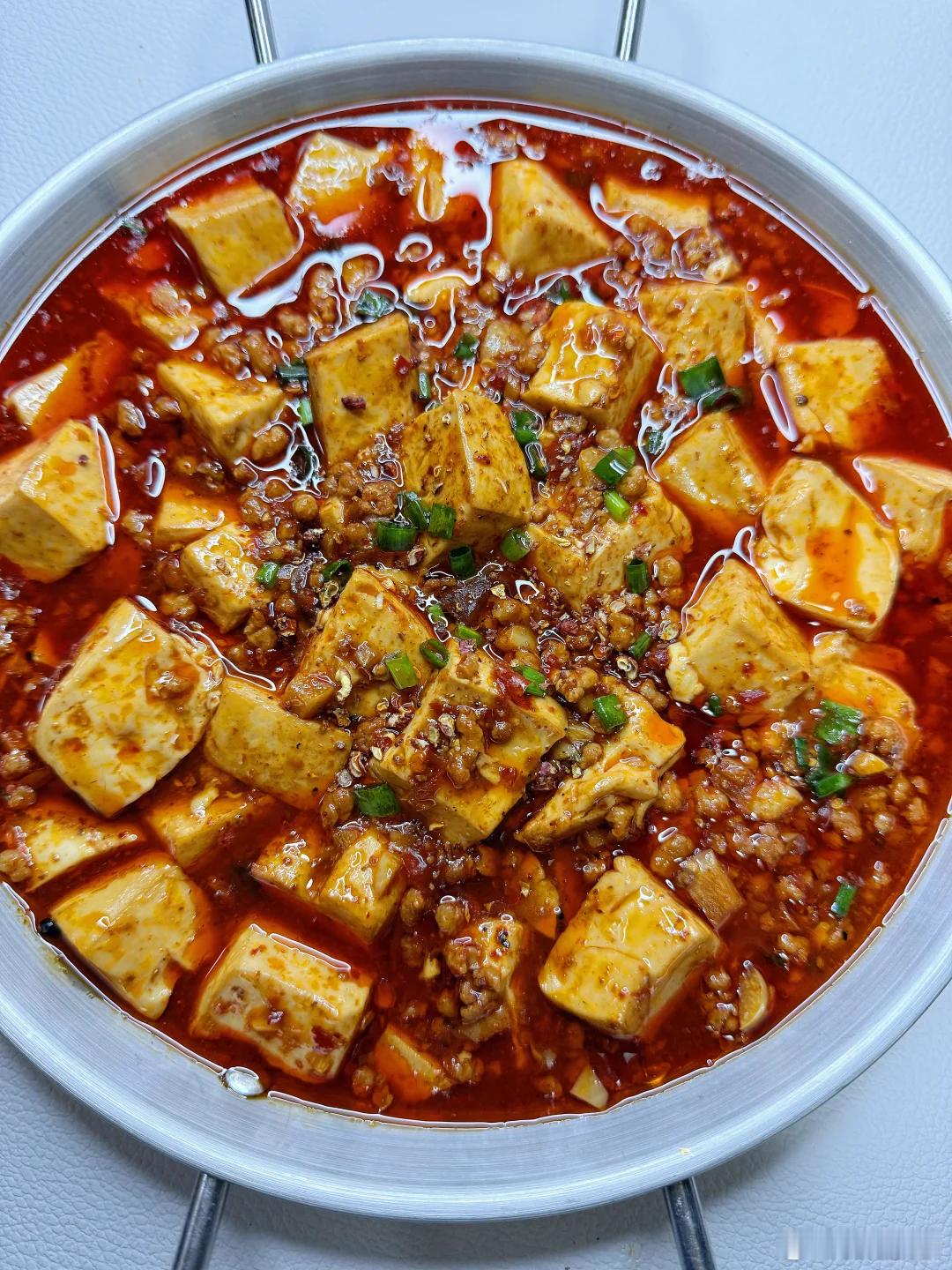 川川教做菜香辣入味麻婆豆腐！豆腐最好吃做法🍚软嫩豆腐裹满香辣酱汁，拌饭简直绝