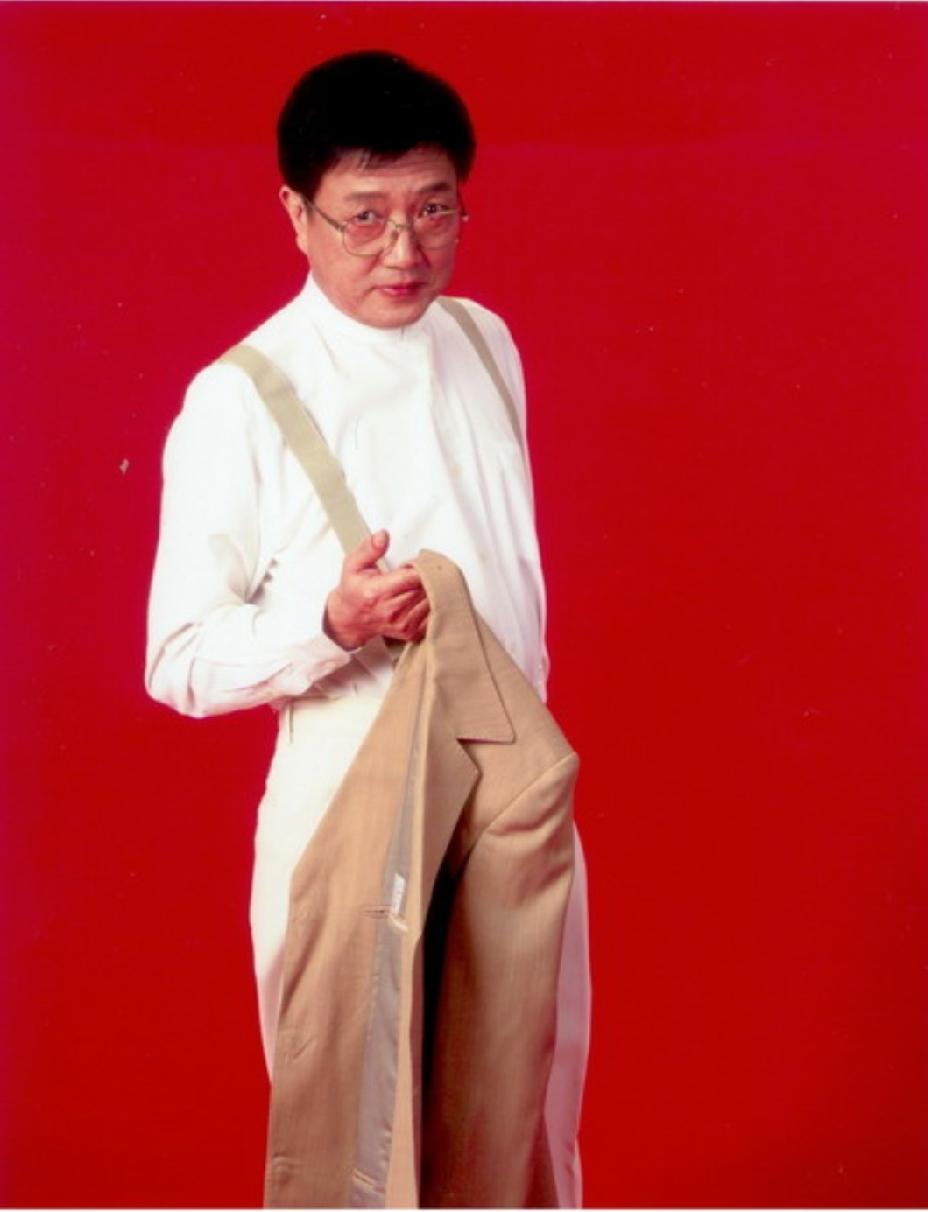 有个综艺节目，开出了7位数的出场费，请他去当嘉宾。他想都没想，拒了。