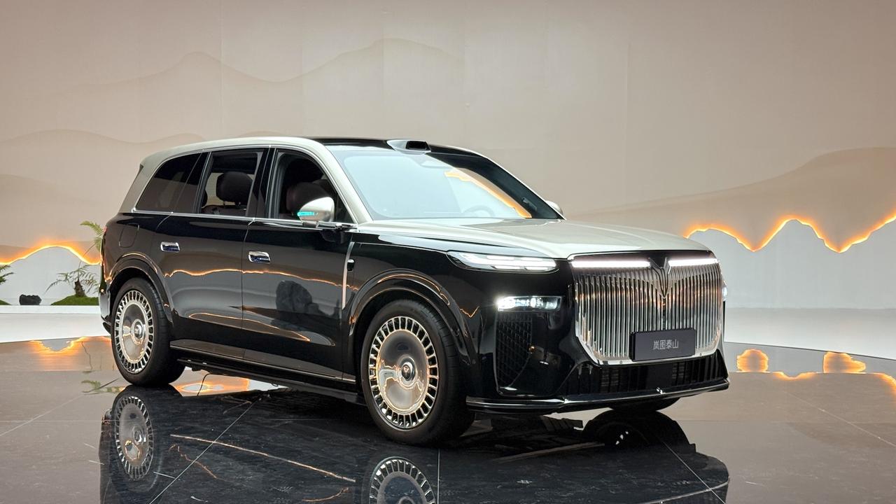 前有问界M9和理想L9，后有极氪9X和腾势N9，中国品牌旗舰大型SUV市场真够热