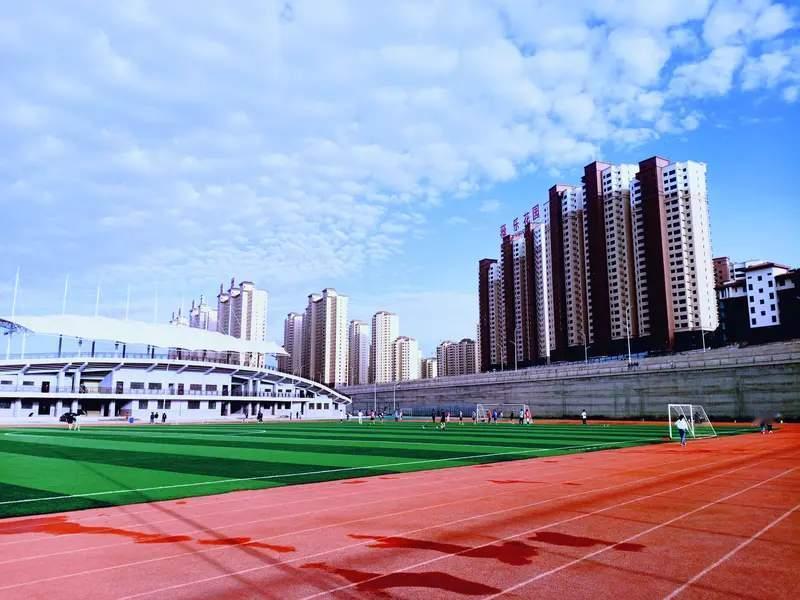 早上,浑身酸楚的我还要赶时间会,便否认了丈夫的生理需求。本认为会稍小摩擦作用,