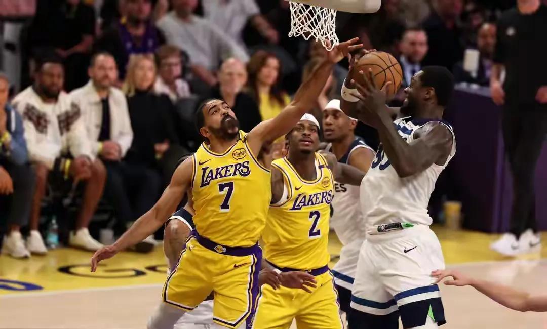 湖人拒绝交易文森特和范德彪，逻辑很简单！今日NBA内部消息人士SeanDev