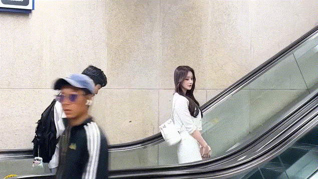 遇到主动贴上来的一定要保持冷静，不是仙人跳就是嘎腰子[墨镜][墨镜][墨镜]