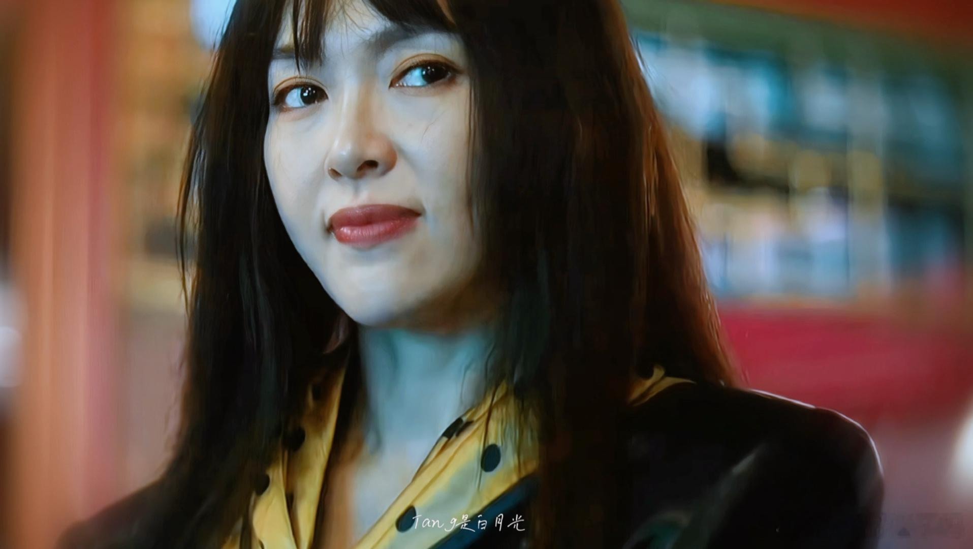 《人之初》预告一出，便知唐嫣为何愿放弃主角演曲梦。该角色人设超带感，造型多变，可