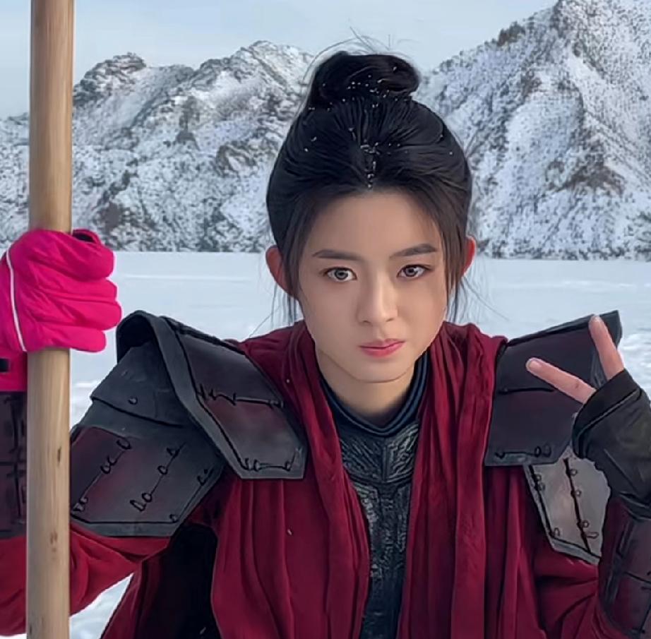 黄杨钿甜新剧打破杨颖【孤芳不自赏】低分记录【冰湖重生】已经降到3分，孤芳是3