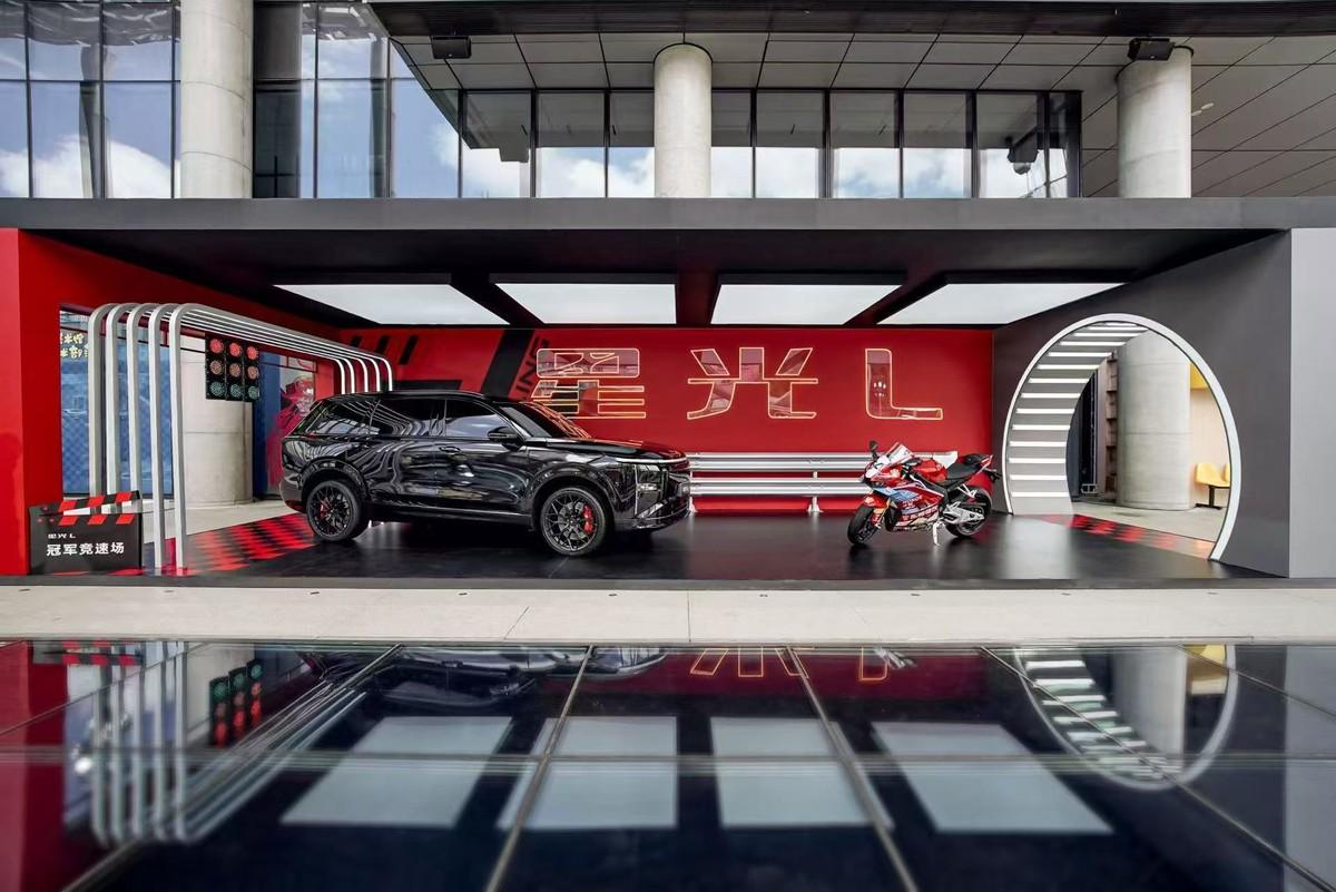 星光L上市了，即将开启10万级大六座时代？以往提到大六座SUV，基本都是"家用