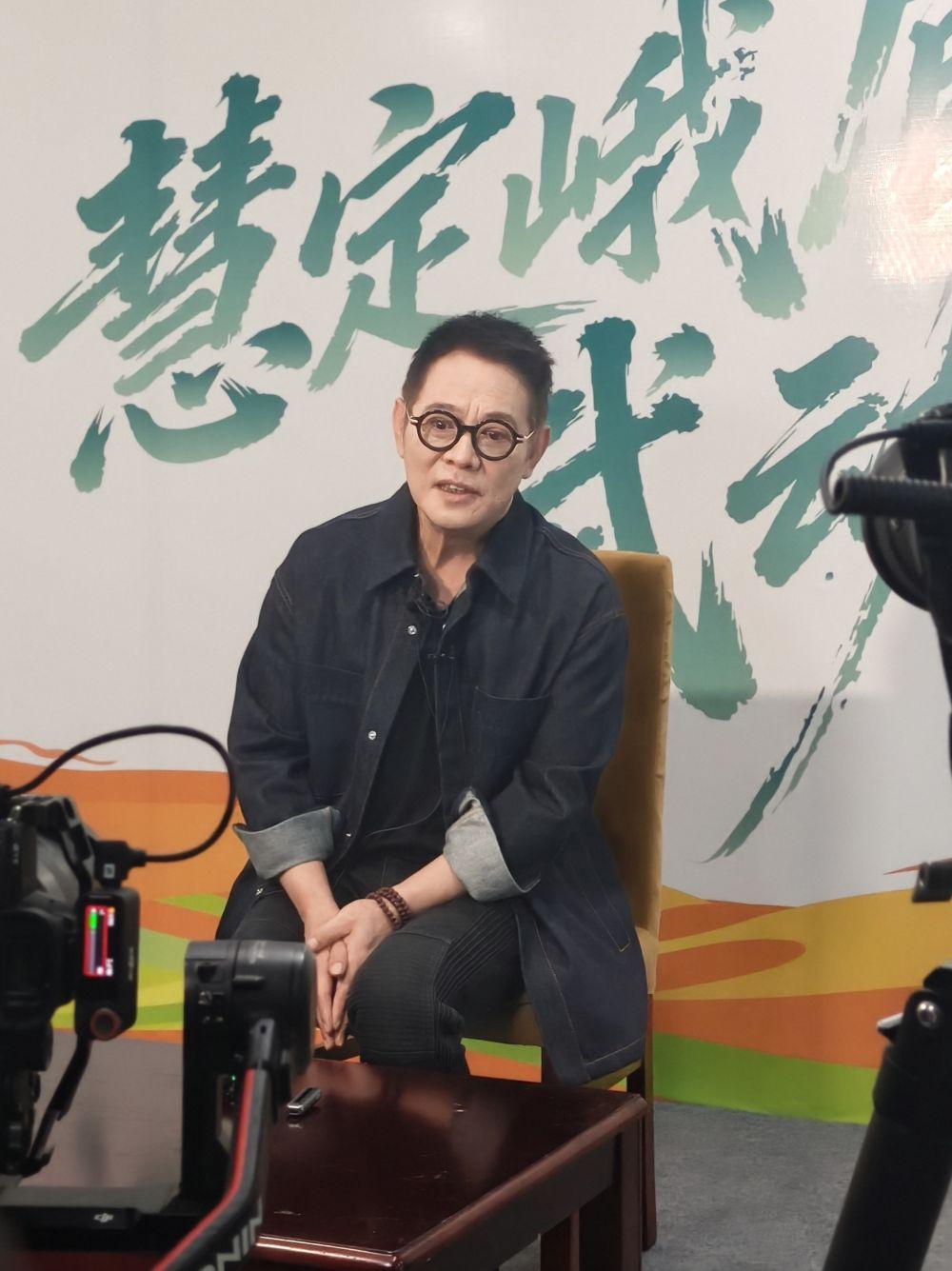 病重后即交棒！李连杰完满走完一个旅程想不到功夫之王李连杰大哥都有退位让贤的时候