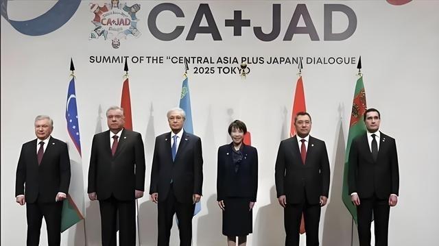 “小本子”从中亚5国运稀土的路线应是这样的，从中亚5国向西向西再向西，西天有多远