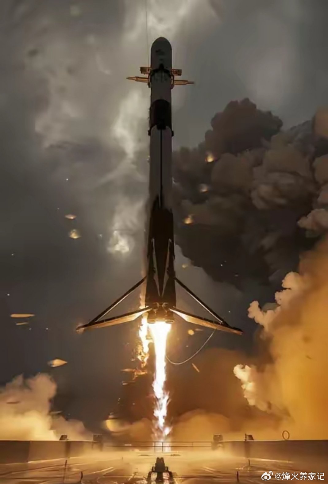 问：长鑫上市，其股价会走成翻板的SpaceX吗？答：会！1、上市之初，Space