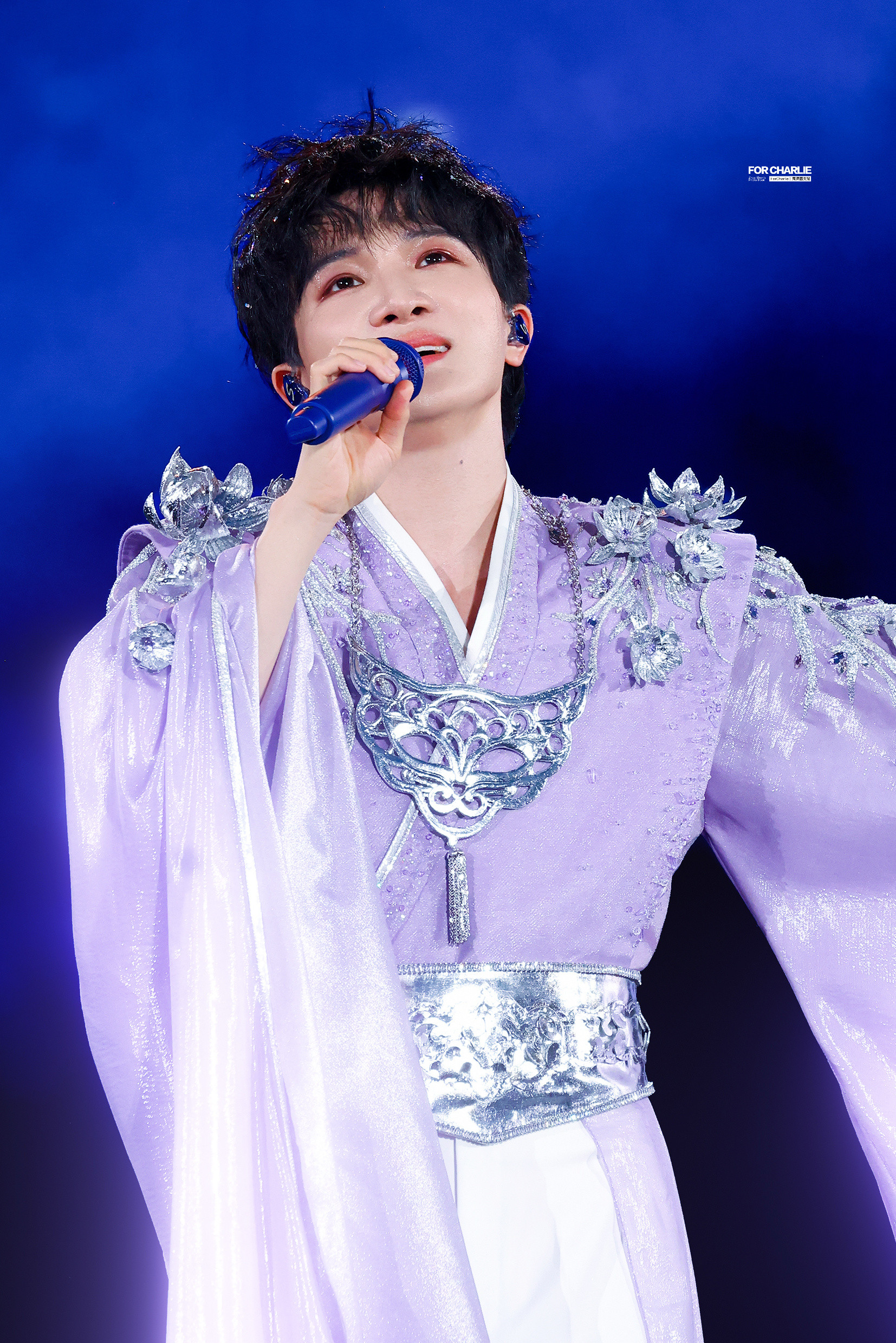 周深好一只紫色小狐狸～20260627深深的郑州站DAY1周深2026深深