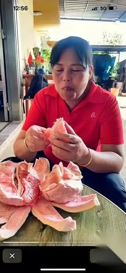 全红婵妈妈最近变“懒”了不是真懒，是活明白了以前挂心的事儿，现在全不管了