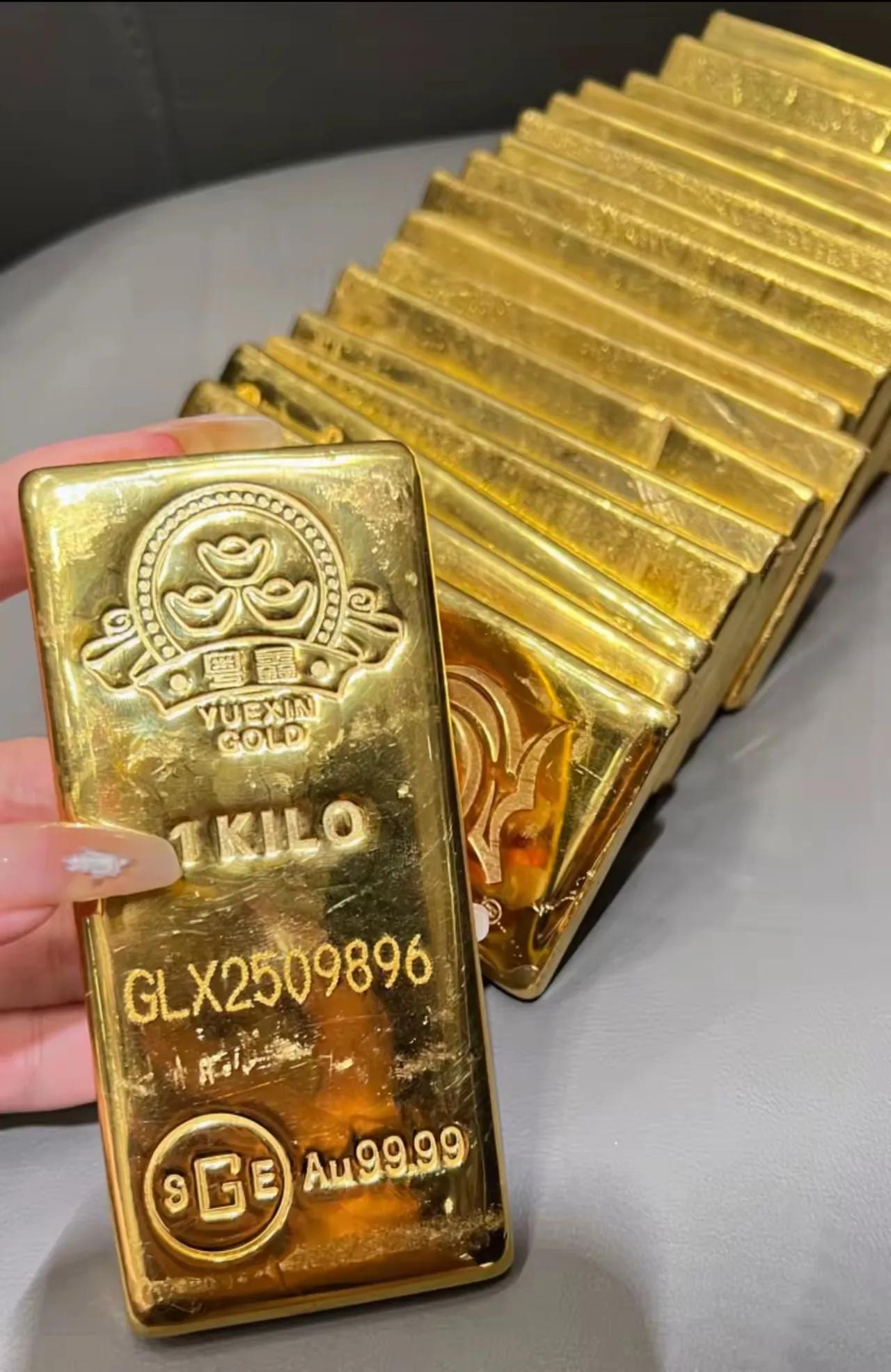 10月27日的黄金市场,哪是失控,简直是给盲目跟风的人泼了盆冷水!不是跌到