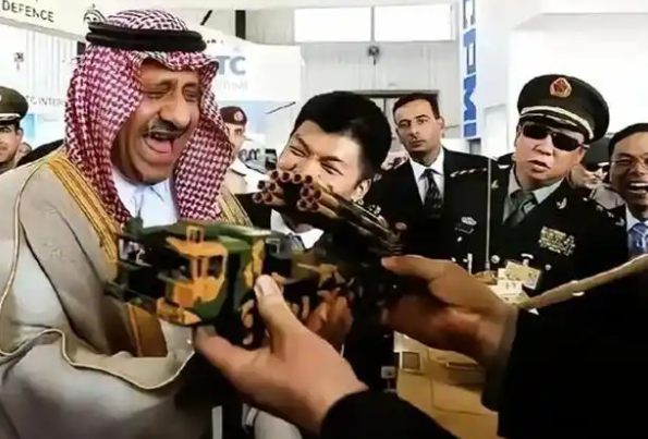 沙特大户这次为什么要买美国的武器装备？说白了，这事儿本质上就是一场“政治画饼”