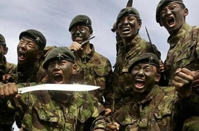 被吹成“神兵”的它，遇中国军队为何屡战屡败？看看我军在边境山区，缴获到了什么？印