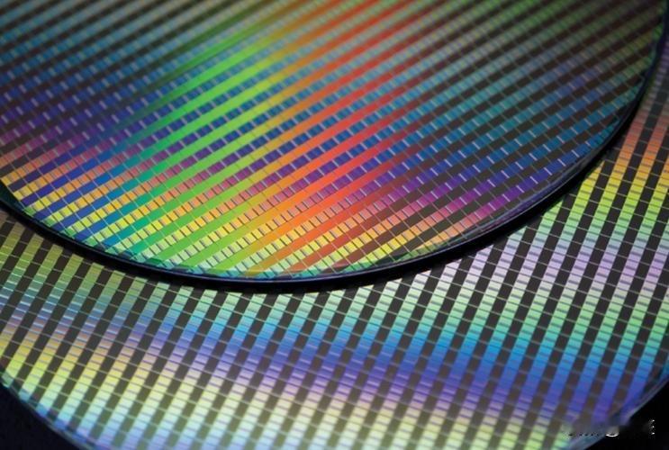 革命，台积电2nm工艺已于2025年Q4如期量产，首次采用GAA纳米片晶体管技术