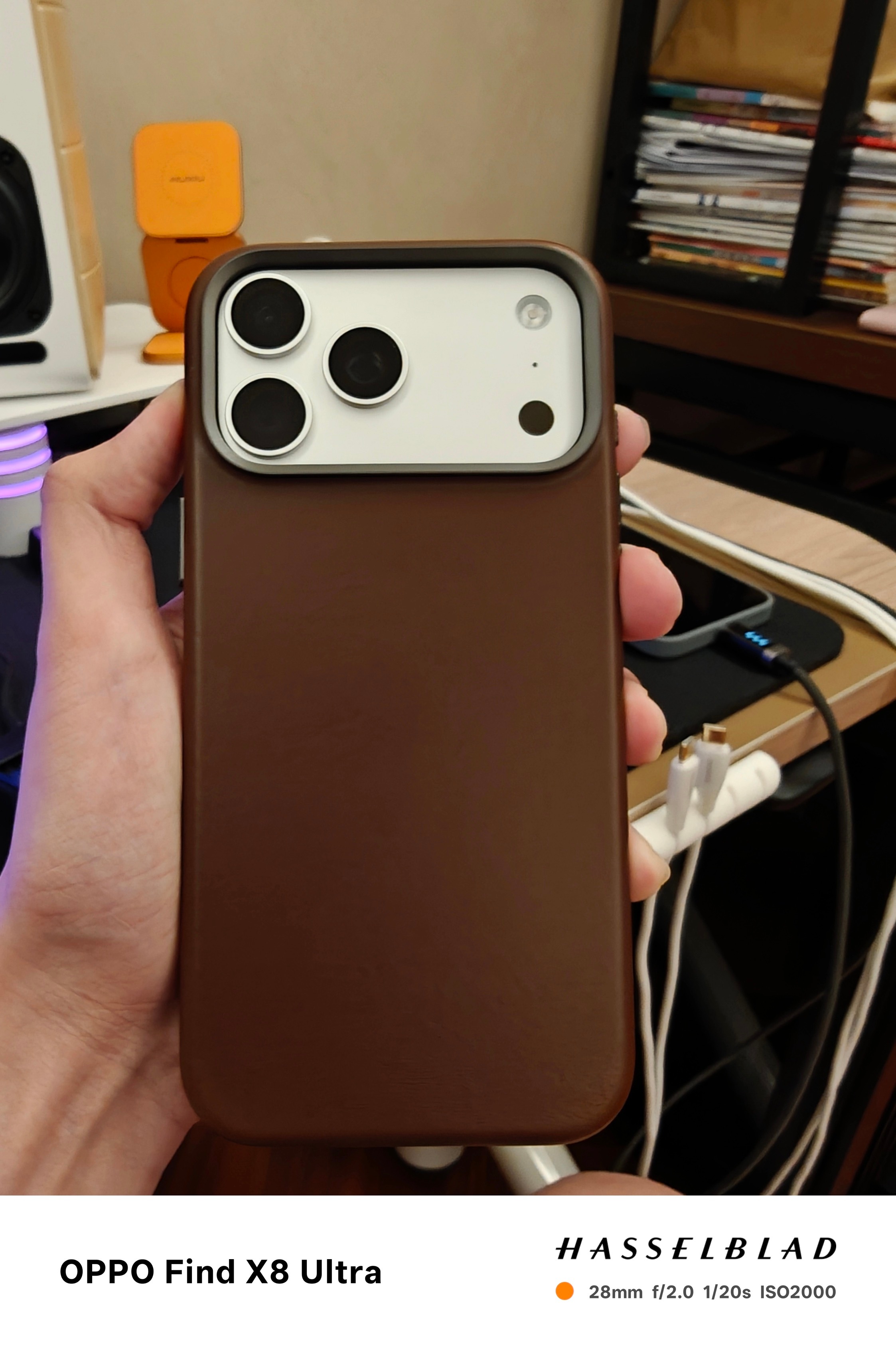 来自小伙伴的真皮手机壳返图。手机拍照害得是OPPO𝘏𝘢𝘴𝘴𝘦𝘭𝘣