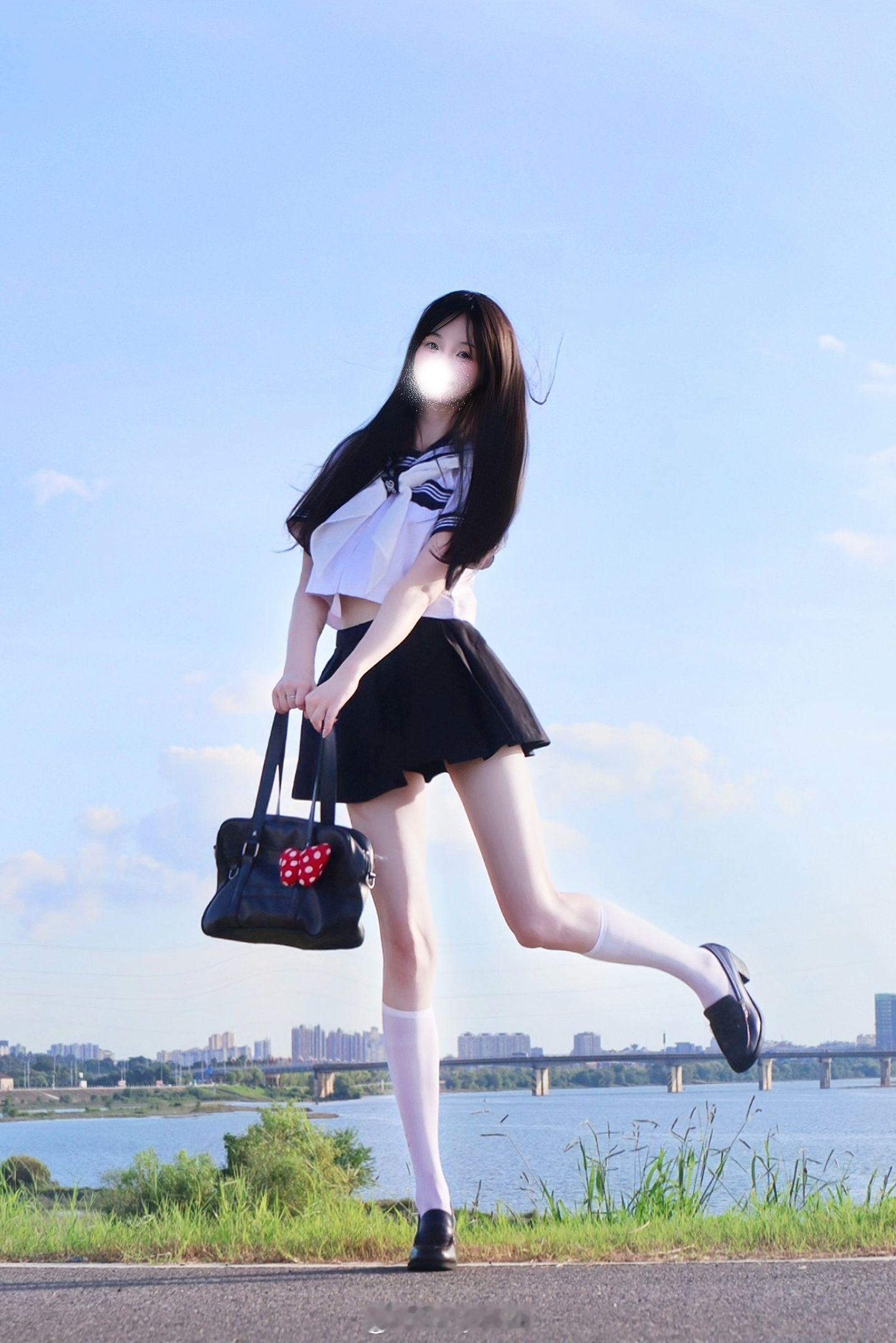 水手服好适合夏天​​​