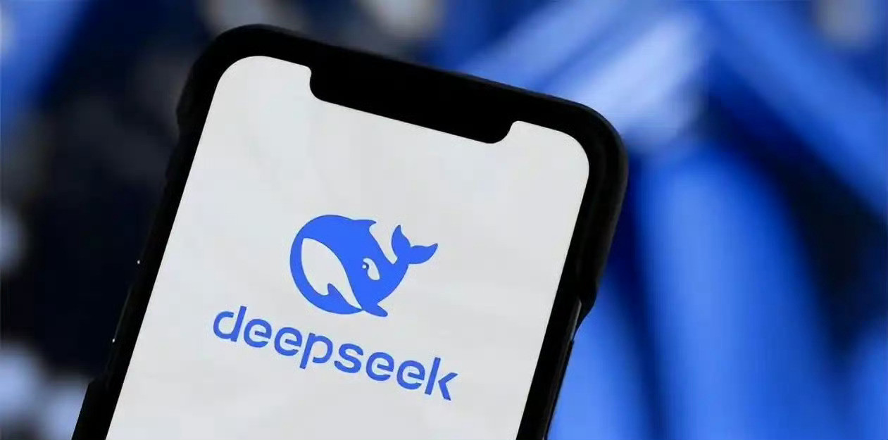 梁文锋为何不做超级APP当一众AI厂商扎堆打造C端超级App、争抢流量入口时，D