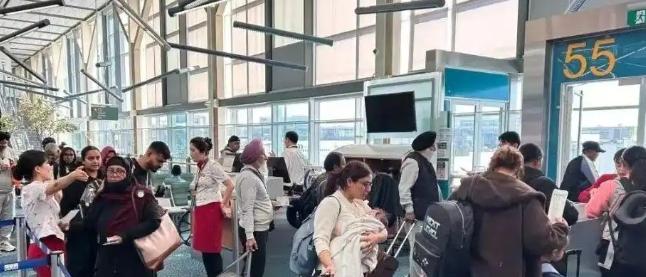 印度人看到我国今年对加拿大和英国免签了，就通过媒体呼吁我们也能给予印度免签。