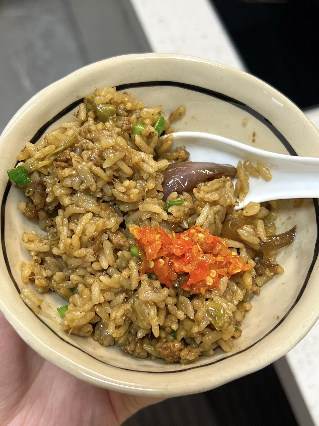 当贾冰茄子焖饭碰上江西辣椒，炫了三碗🤤…