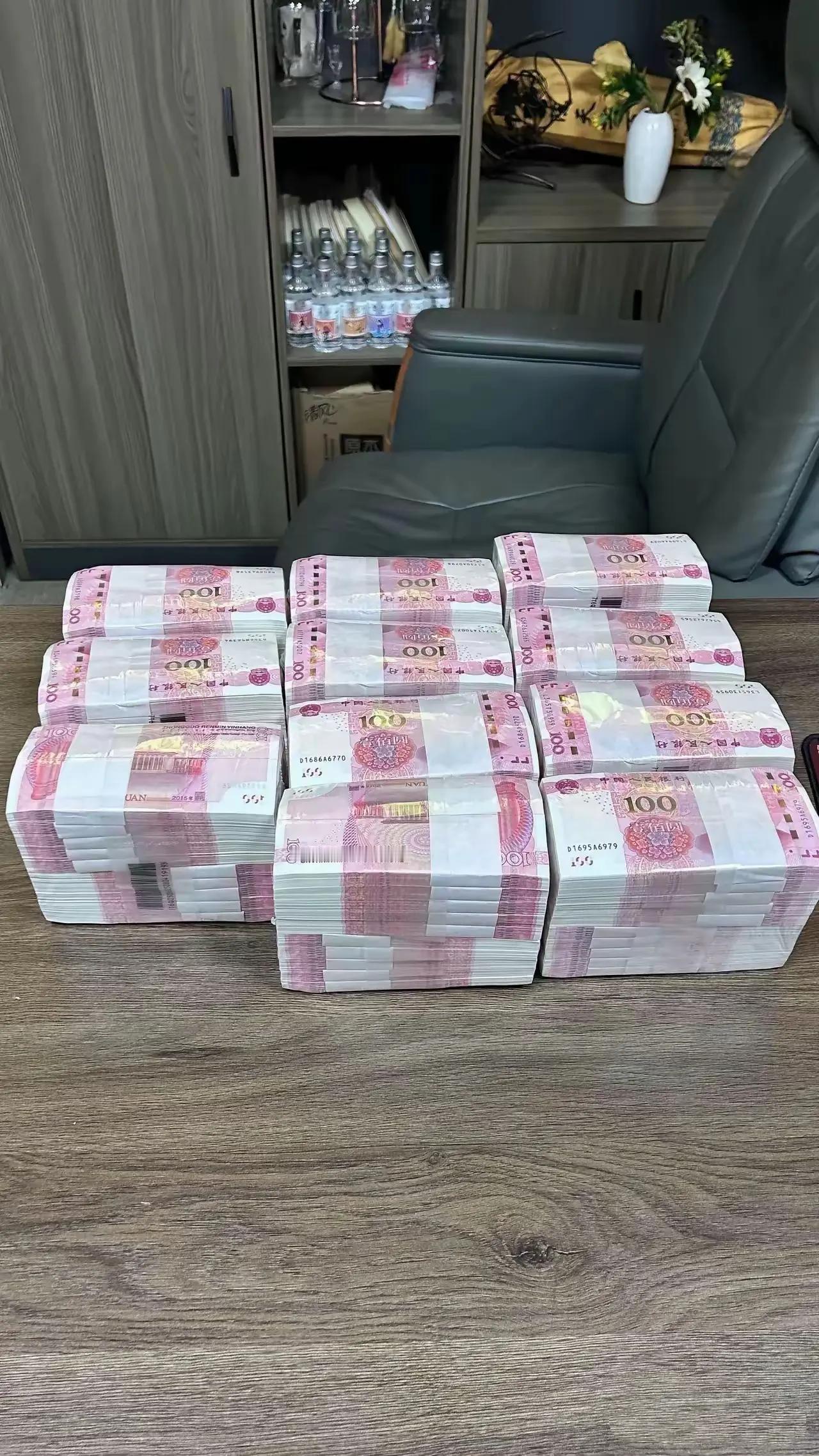 一年能够挣这么多钱的男人，放在上海算什么水平？