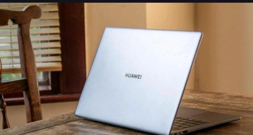 华为鸿蒙PC版或于本月发布，彻底告别Windows系统成为现实。在3月份的华为P