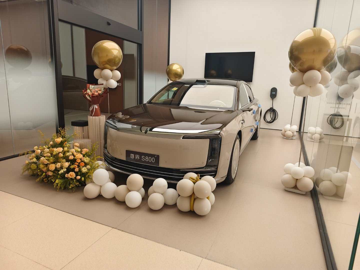 又有一辆待提车的鸿蒙王，太尊了