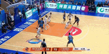 分差40+还在拼抢断反击，徐杰是真不歇啊！对手心态崩了，他还在提速上分！四