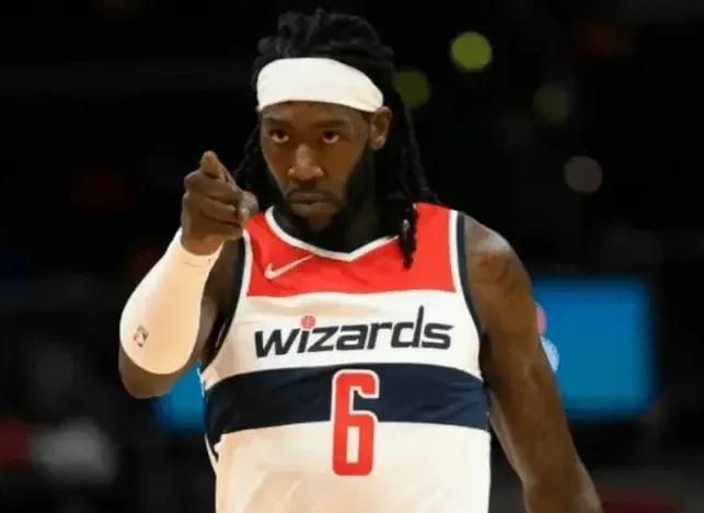 NBA球员用兴奋剂习惯了，哈雷尔来CBA打球用大麻被查出。6月24日中国反兴奋剂