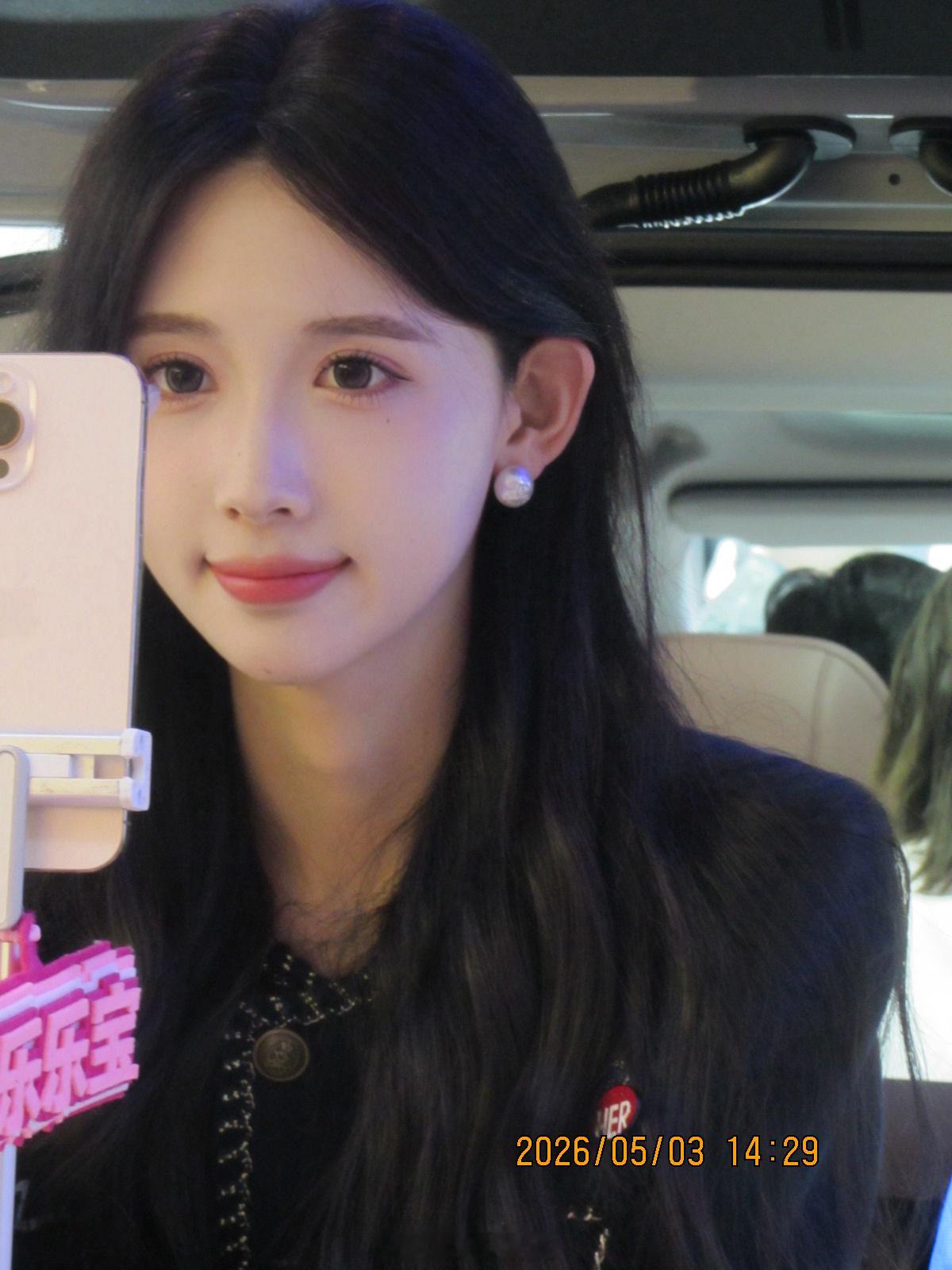 分享两张女粉宝宝拍的我乐乐宝车模车模北京