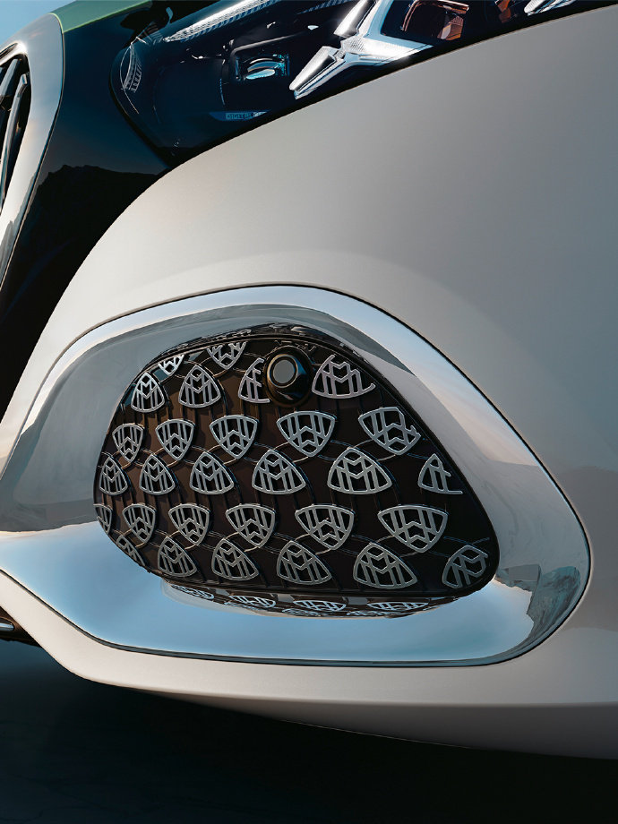 新一代梅赛德斯-迈巴赫S级在北京车展完成中国首秀，官方指导价146.8