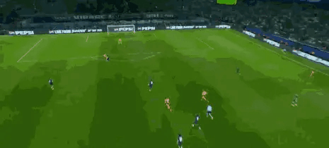 5:2这种比分对拜仁来说还是太超过了,但还好这赛季的拜仁能顶住压力把比分追回来