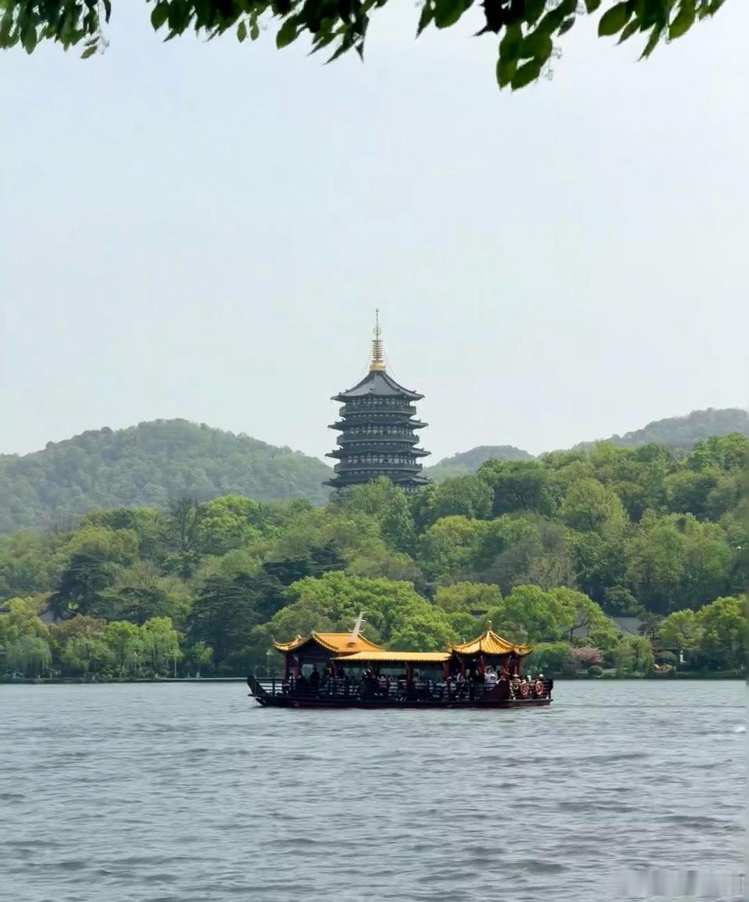 真心建议：A股假期别再特殊化，尽快与港股接轨！真心恳请A股调整假期休市规则，不要