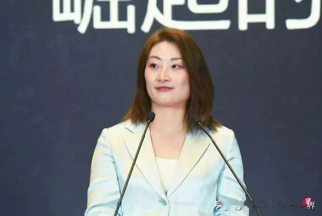 事到如今，我只能说宗庆后的人设确实崩了。就在前几天，我还说一码归一码，宗老无愧企
