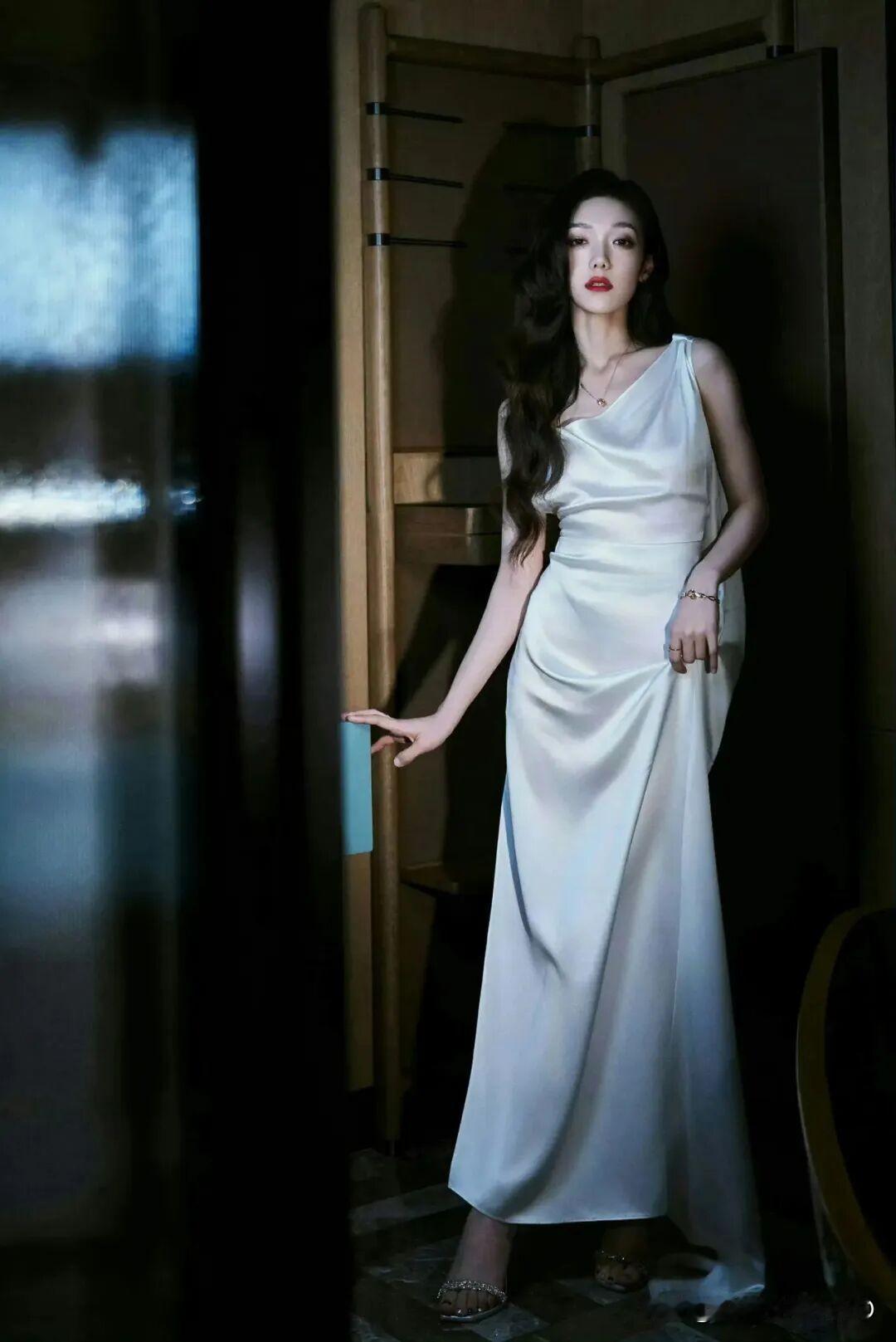 希林娜依高美图分享