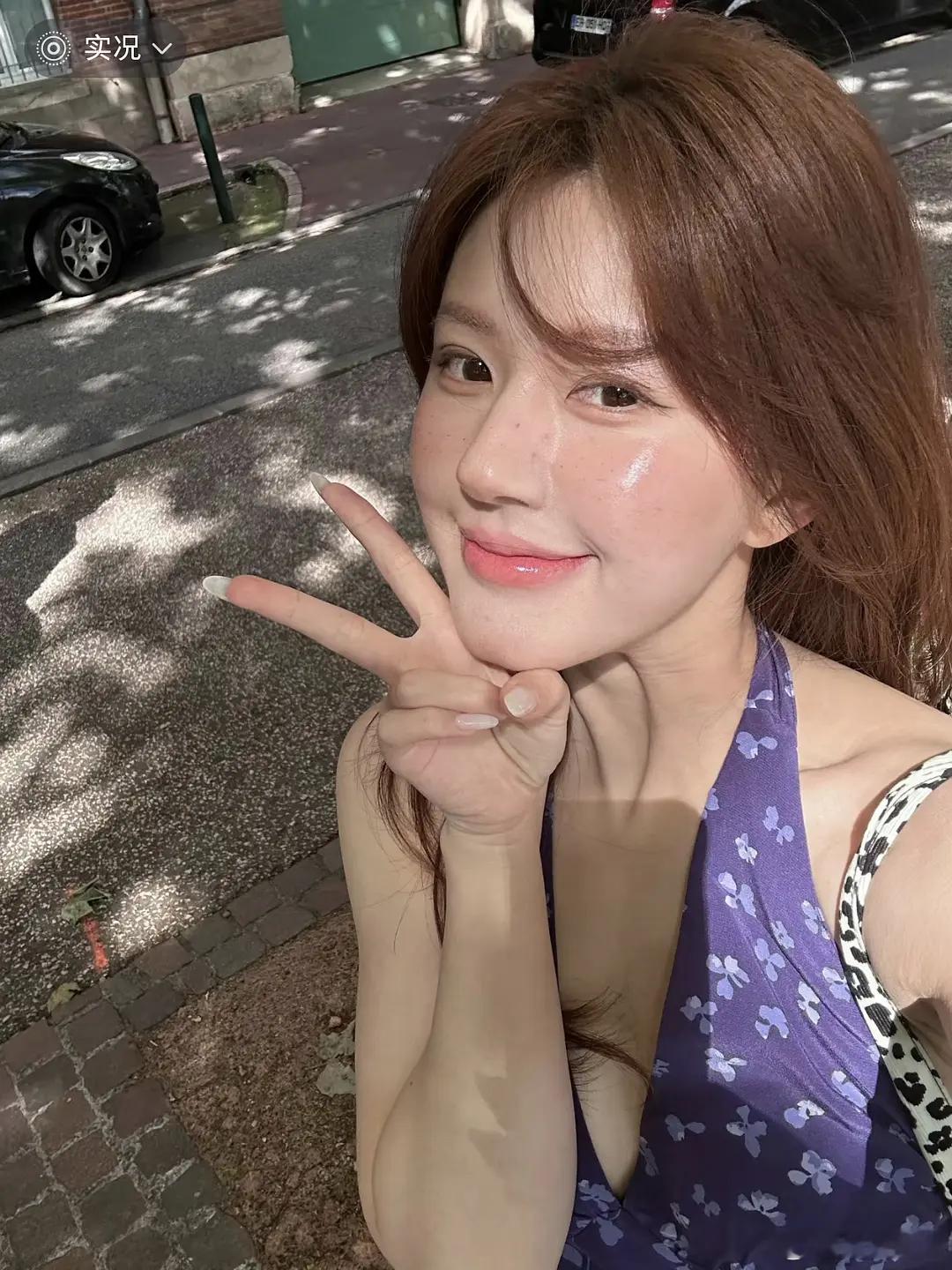 以前的赵露思好清新现在奇奇怪怪